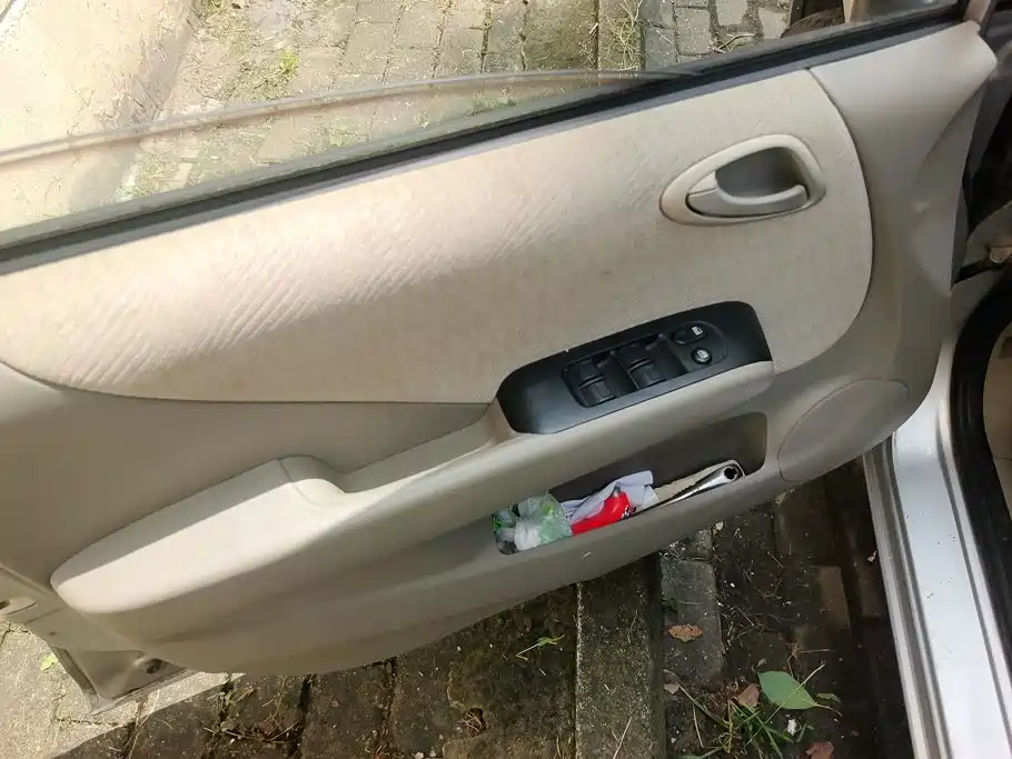 Everus S1 2012 2011 1.3L Manual Comfort