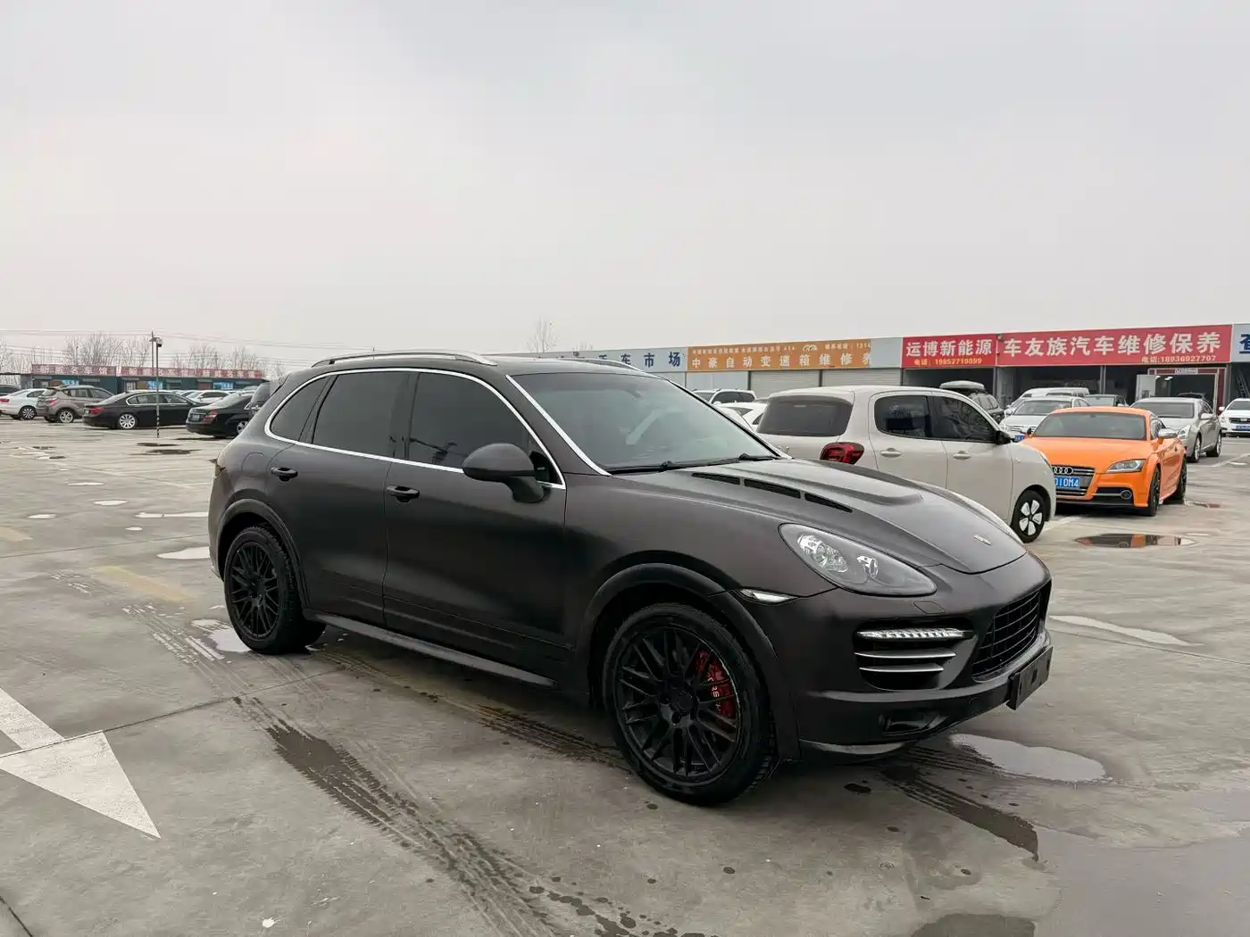 Porsche Cayenne 2012 Cayenne GTS 4.8L фото 3