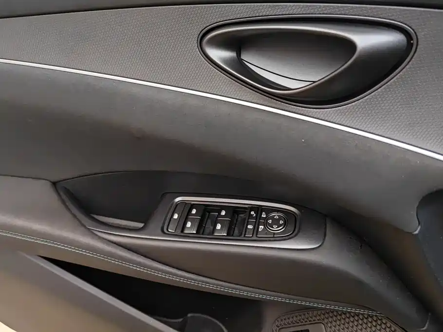 Фото 7 - BYD Seal 06 DM-i Touring