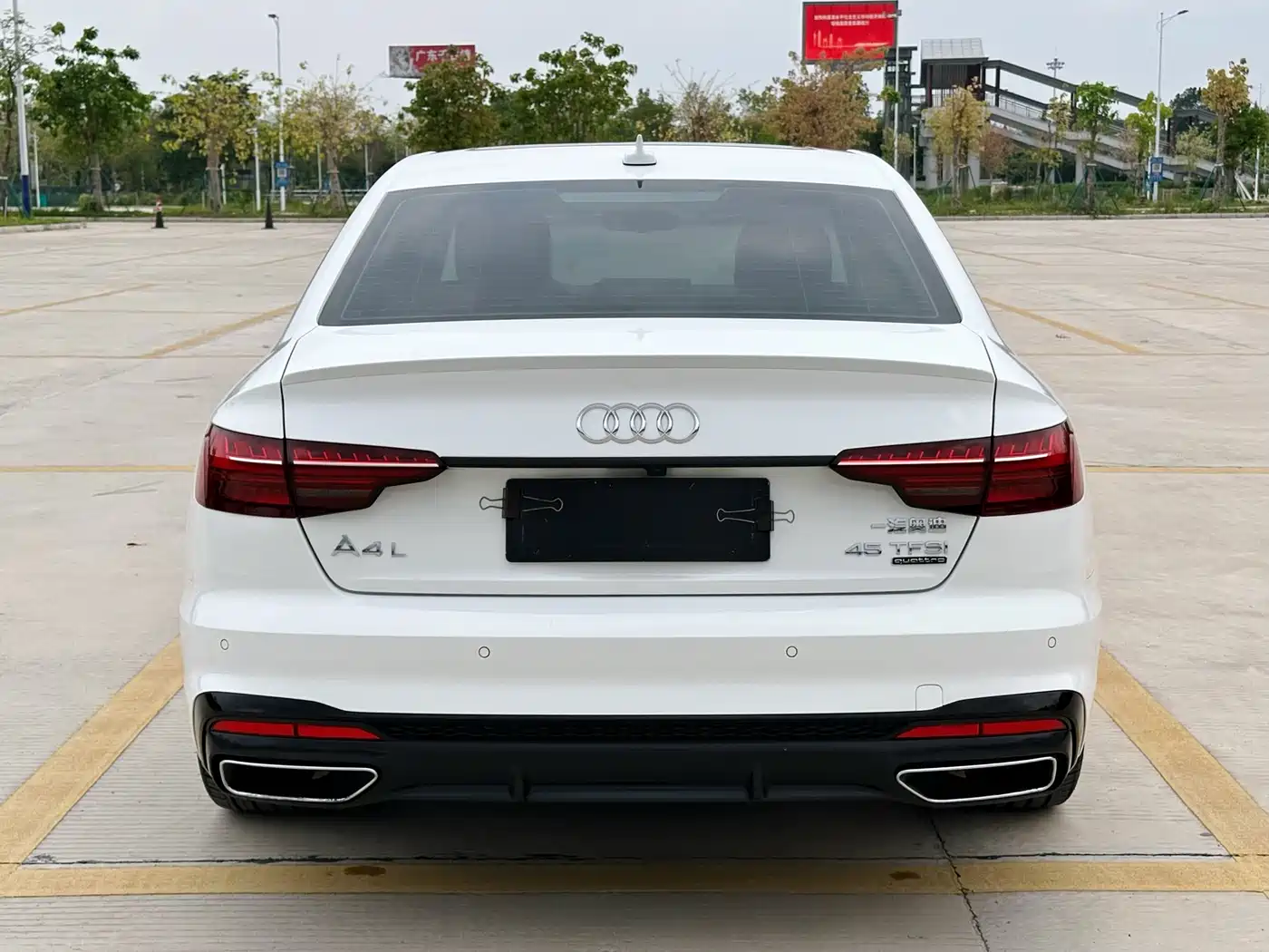 Audi A4L 2022 45 TFSI quattro Premium Dynamic фото 10