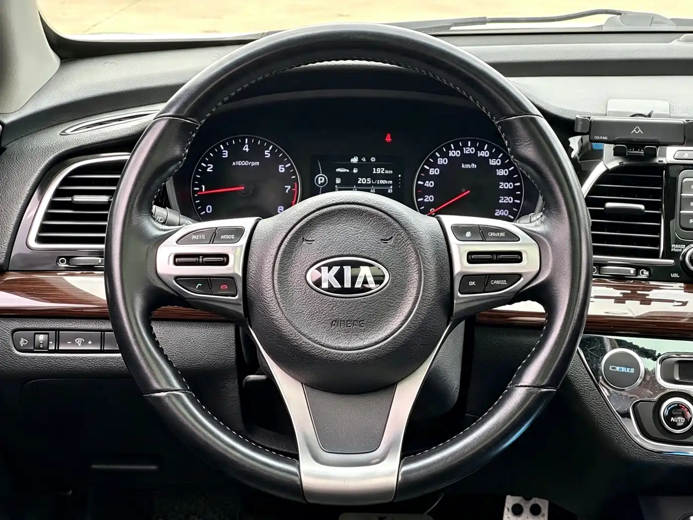 Kia K4 2015 2014 Model 1.8L Automatic LUX