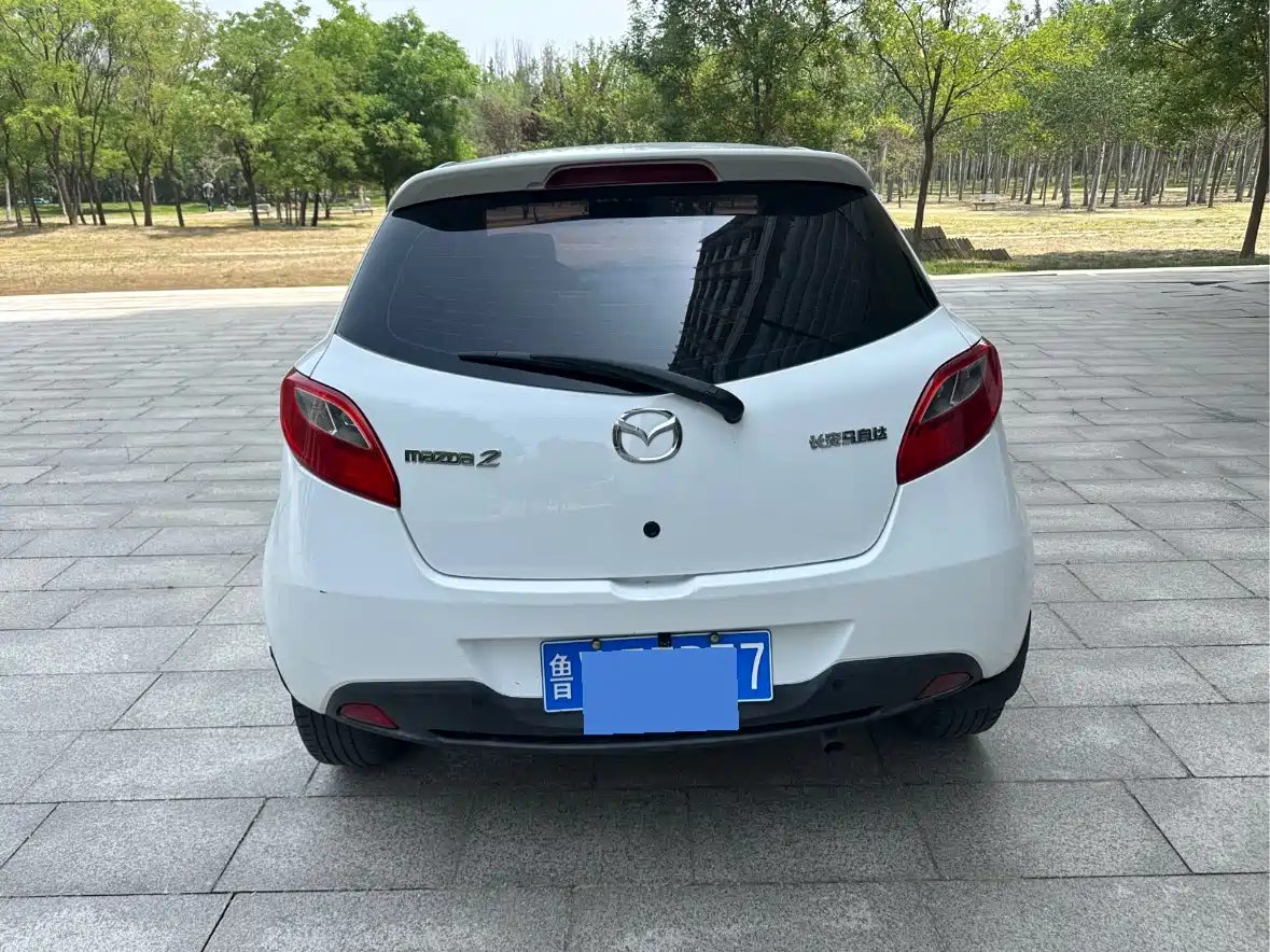 Mazda 2 2011 2011 Xuan Dong 1.5L Auto Premium Edition