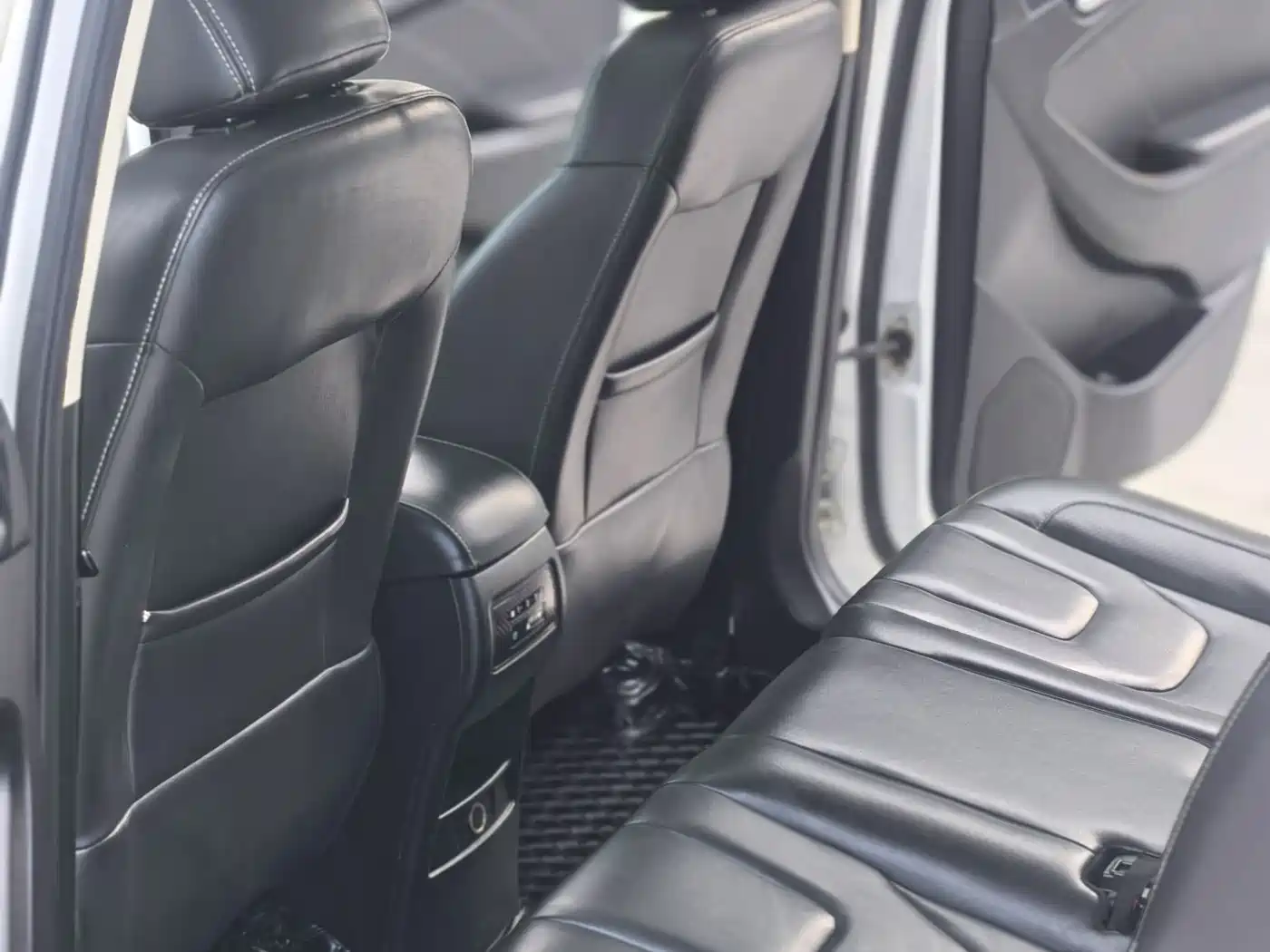 Dongfeng Fengguang Fengguang 580 2016 2016 Model 1.5T Manual Comfort Version
