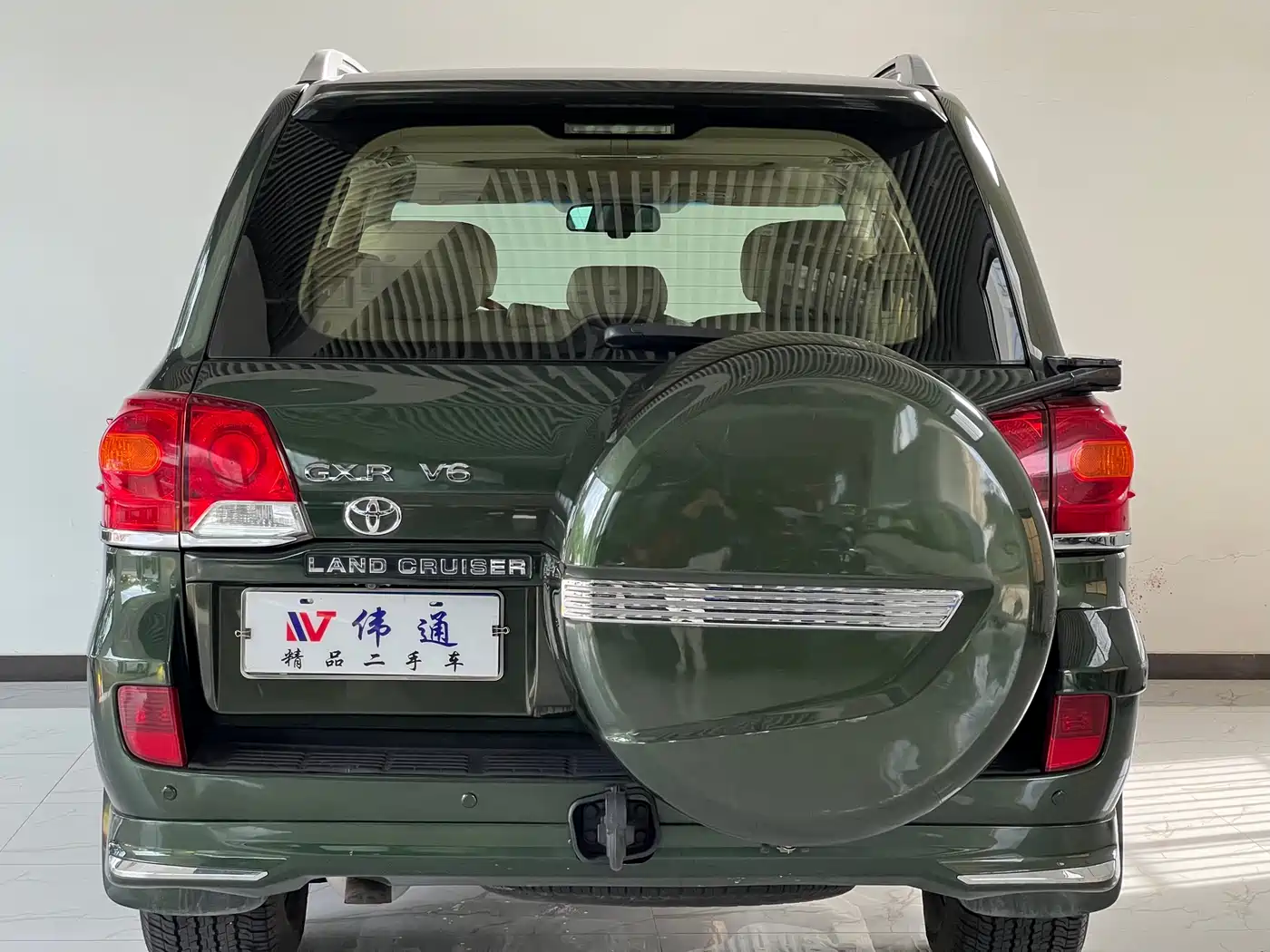 Toyota Land Cruiser (Import) 2015 4.0L V6 Middle East Limited Edition фото 17