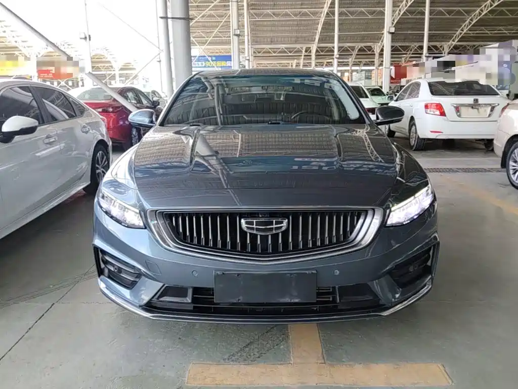 Фото 3 - Geely Preface