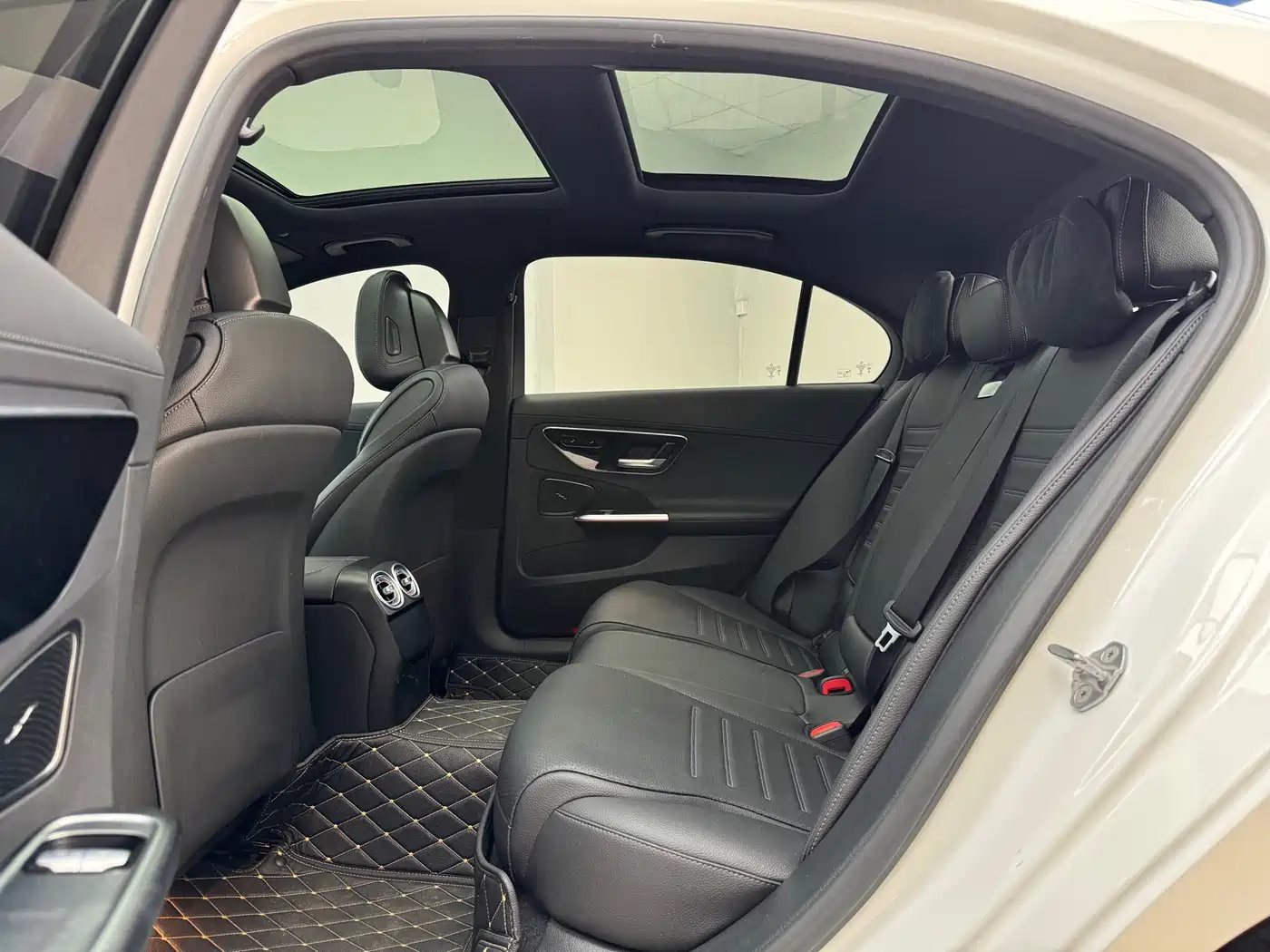 Mercedes-Benz C-Class 2022 C 260 L Sport Edition фото 10