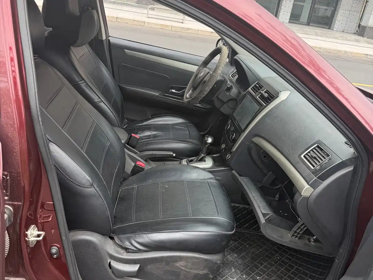Dongfeng Fengxing Jingyi S50 2014 2014 1.6L CVT Flagship