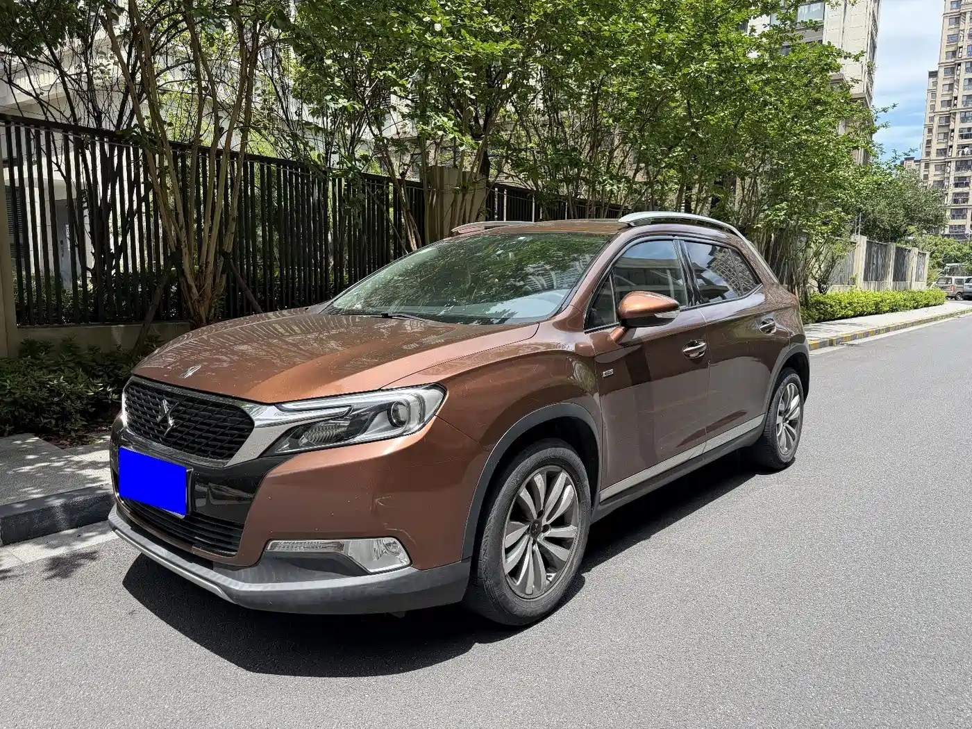 DS 6 2015 2014 1.6T Luxury Edition THP160