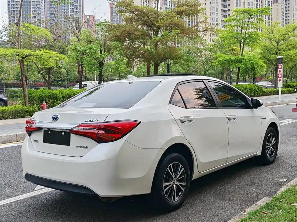 Toyota Levin 2017 Facelift Hybrid 1.8H GS E-CVT Elite Edition China V фото 16