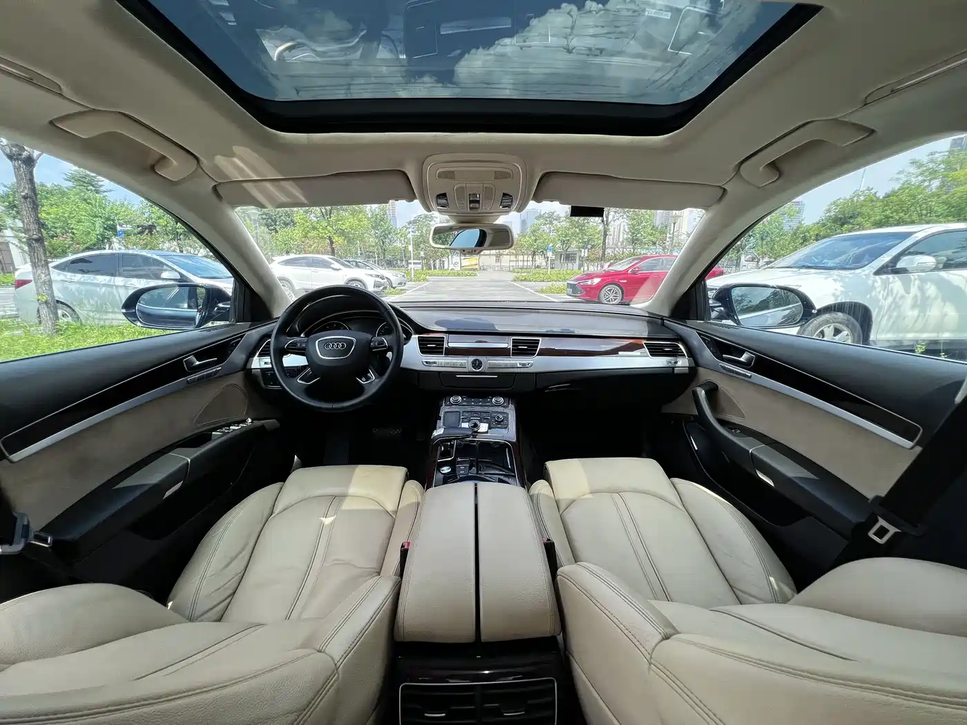 Audi A8 2012 A8L 45 TFSI quattro Luxury фото 6