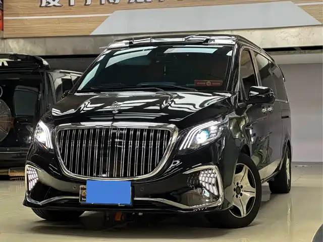  Mercedes-Benz Vito 2023 2.0T Business 7-Seater