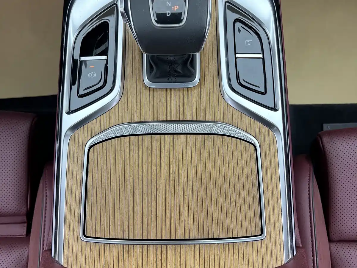 Hongqi E-HS9 2023 2022 690km Qi Xiang Edition (6-seater)
