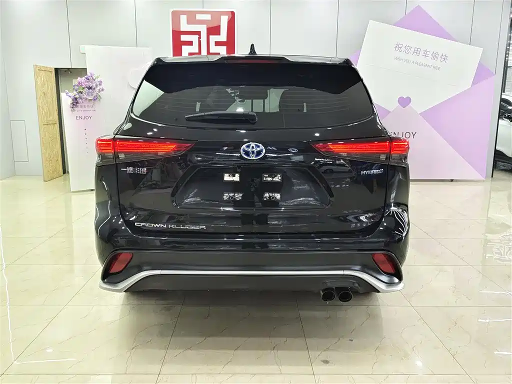 Toyota Crown Kluger 2022 2.5L HEV 2WD Elite Edition фото 5