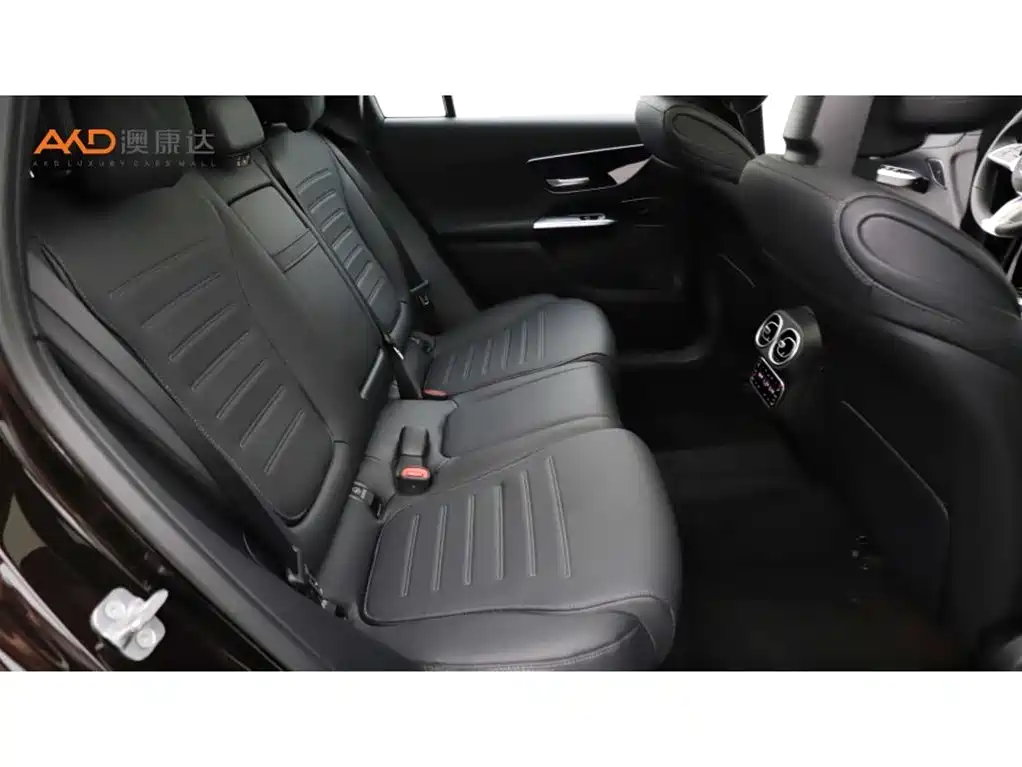 Mercedes-Benz GLC 2024 GLC 260 L 4MATIC Dynamic 5-seater фото 8