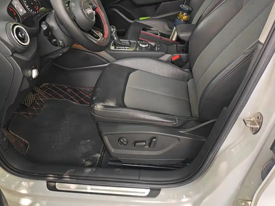 Фото 9 - Audi Q2L