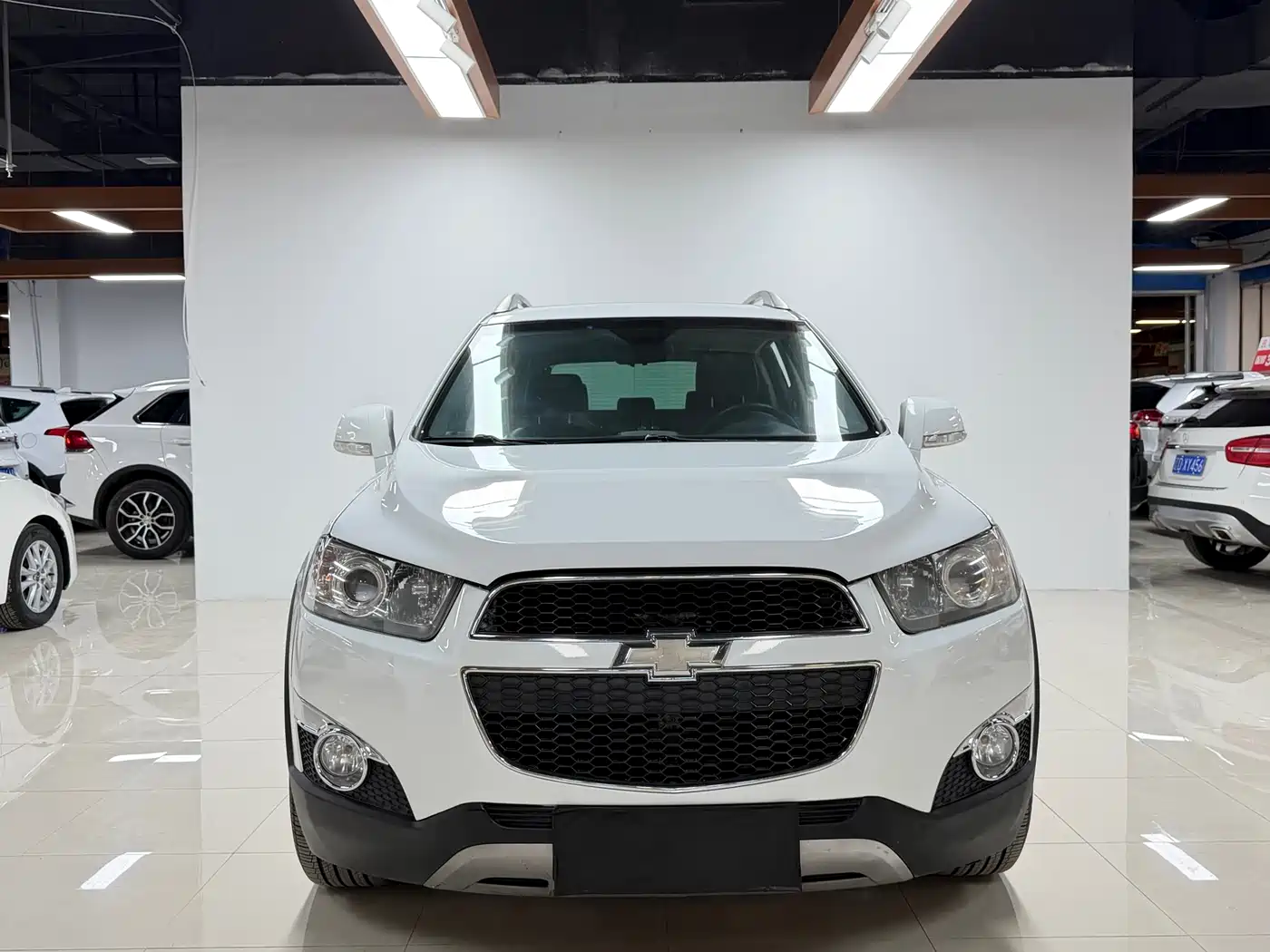 Chevrolet Captiva 2012 2.4L 4WD Flagship Edition 7-Seater фото 3