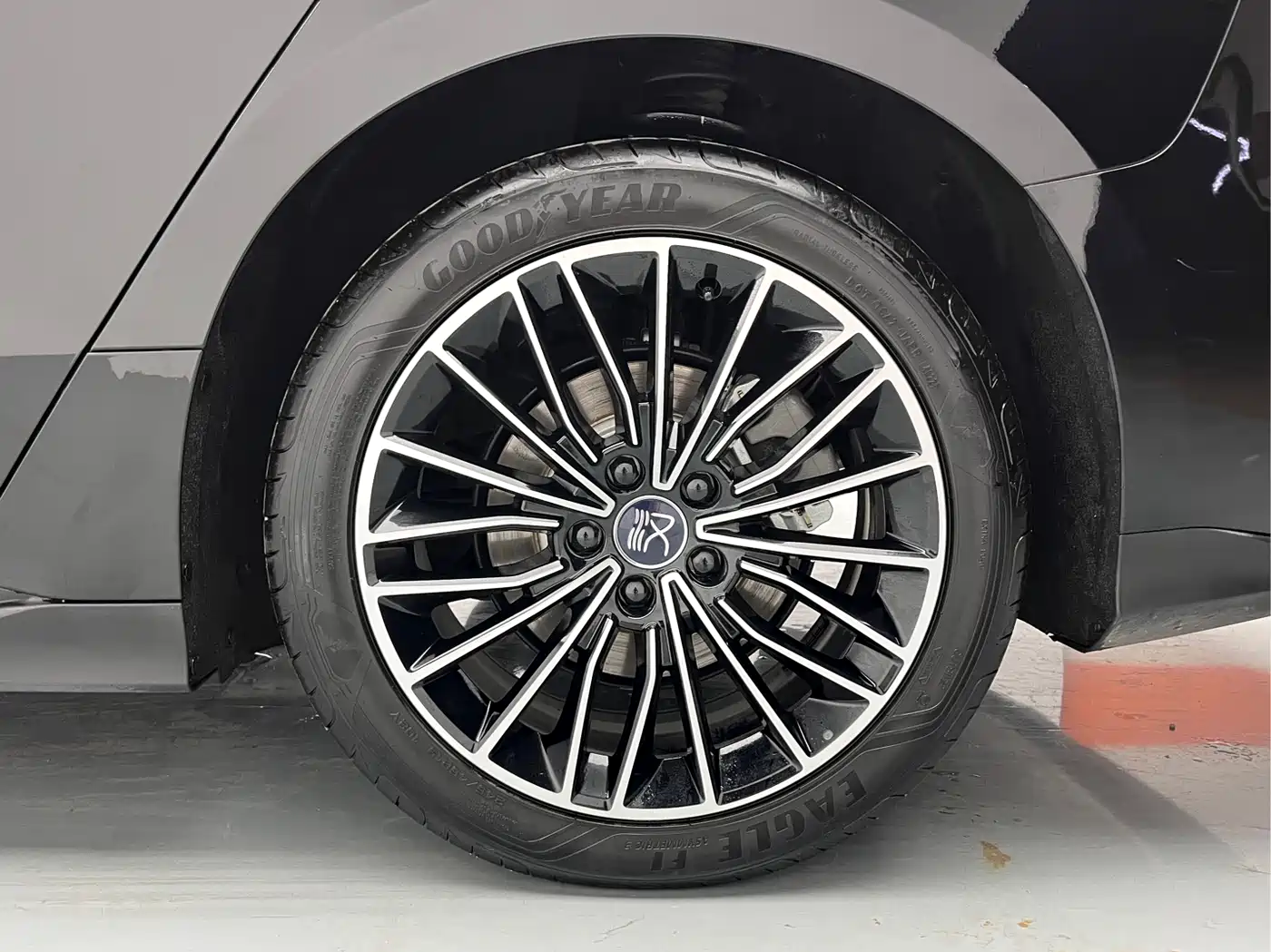 BYD HAN