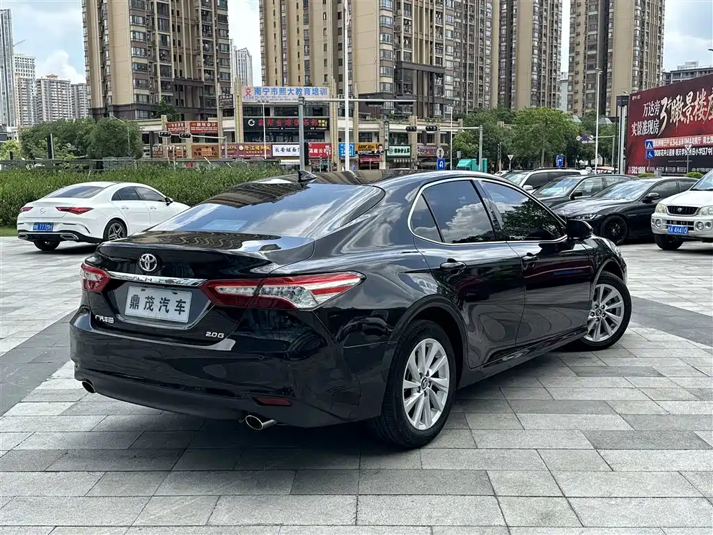 Toyota Camry 2021 2.0G Luxury Edition фото 8