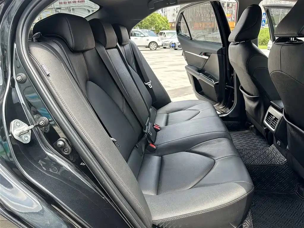 Toyota Camry 2021 2.0G Luxury Edition фото 11