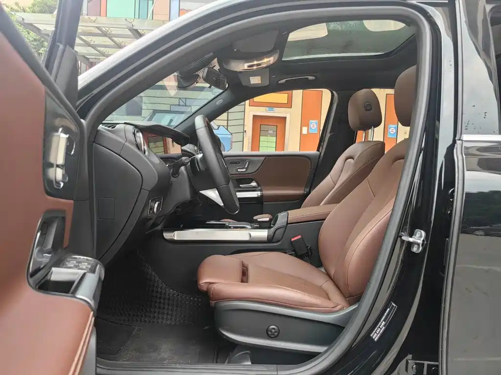 Mercedes-Benz GLB 2024 2024 GLB 220 Dynamic