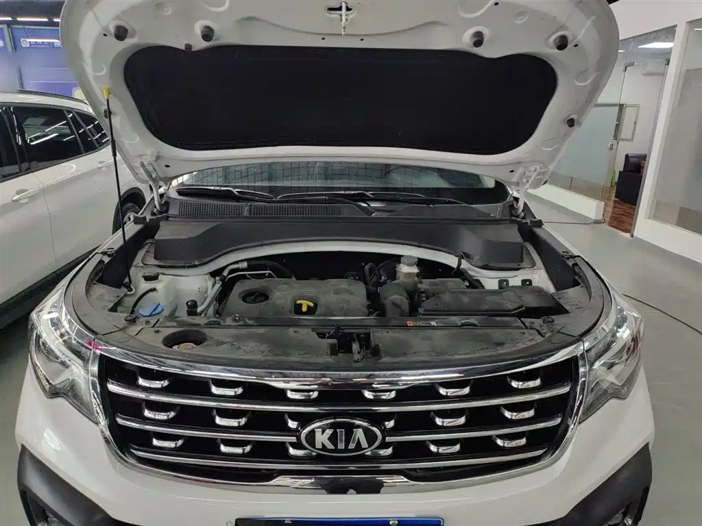 Kia Sportage 2019 2.0L Automatic Smart Luxury Edition фото 16