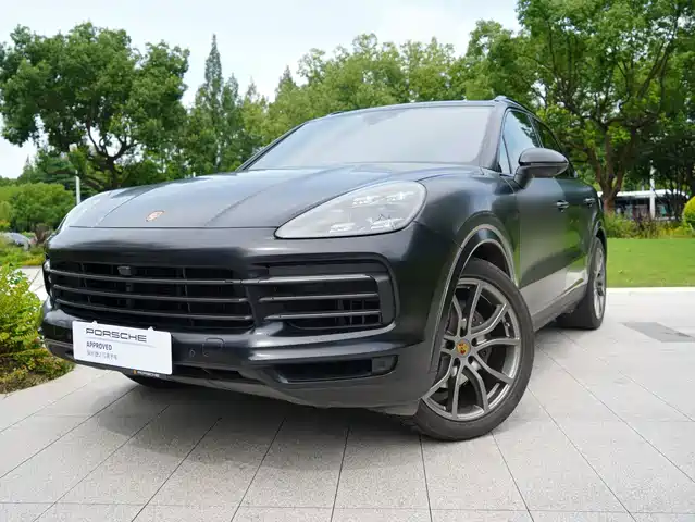 Porsche Cayenne 2022