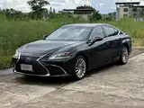 صورة 1 - Lexus ES