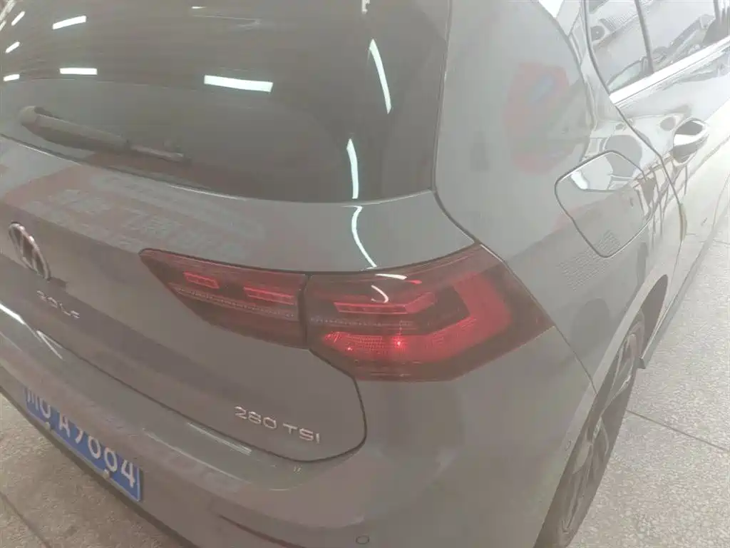 Volkswagen Golf 2021 280TSI DSG R-Line фото 12