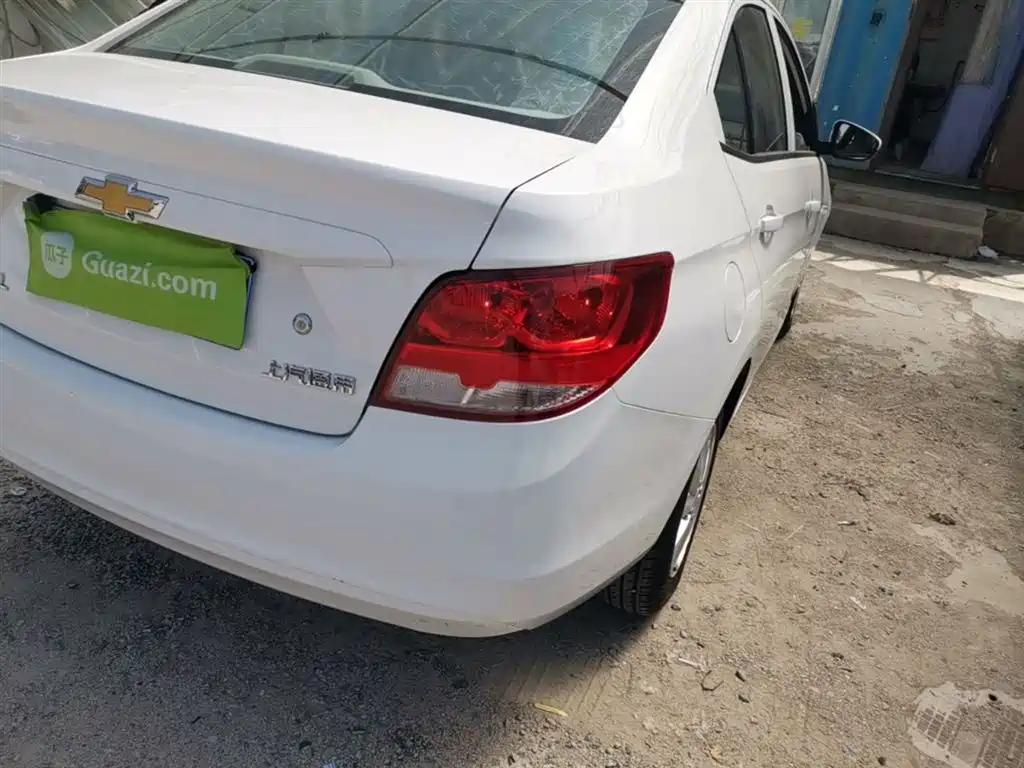 Chevrolet Sail 2018 Sail 3 1.5L Manual Ideal Sunroof фото 8
