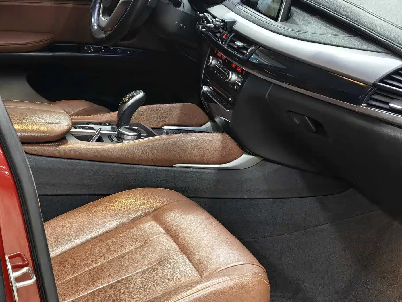 BMW X6 2017 xDrive35i Leading фото 10
