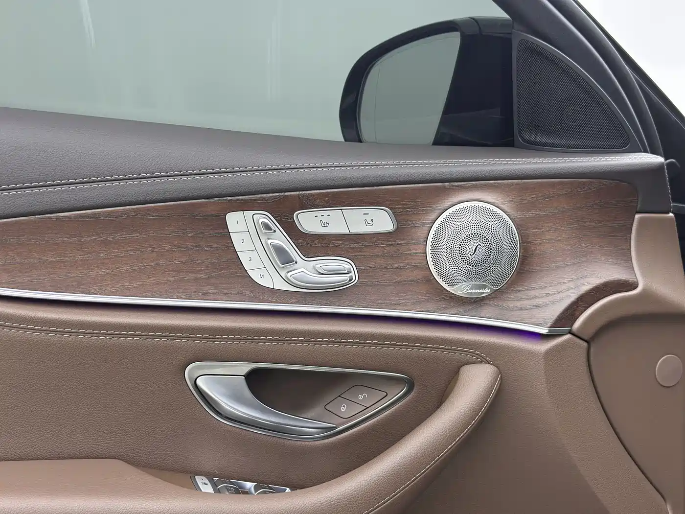 Mercedes-Benz E-Class 2023 E 300 L Luxury фото 14