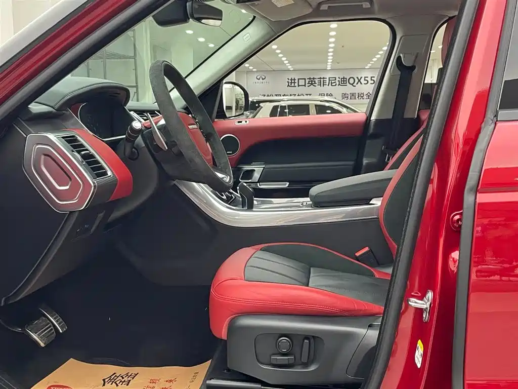 Land Rover Range Rover Sport 2021 3.0 L6 HST фото 15