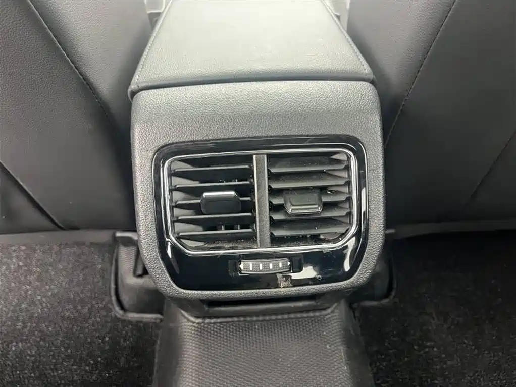 Volkswagen Lamando 2019 280TSI DSG Comfort Edition China VI фото 7