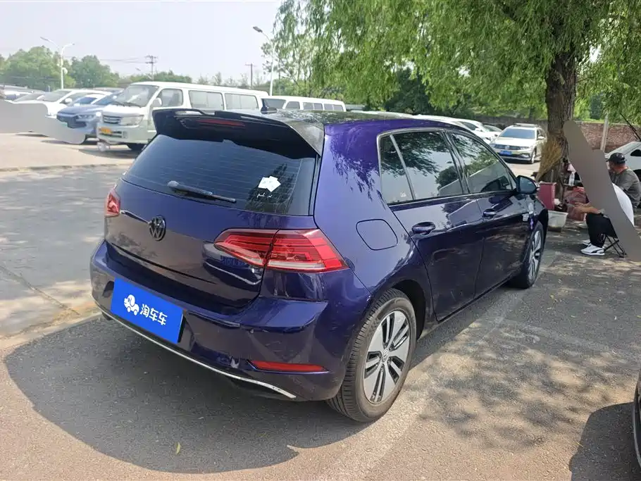 Volkswagen Golf Electric 2020 Chi фото 3