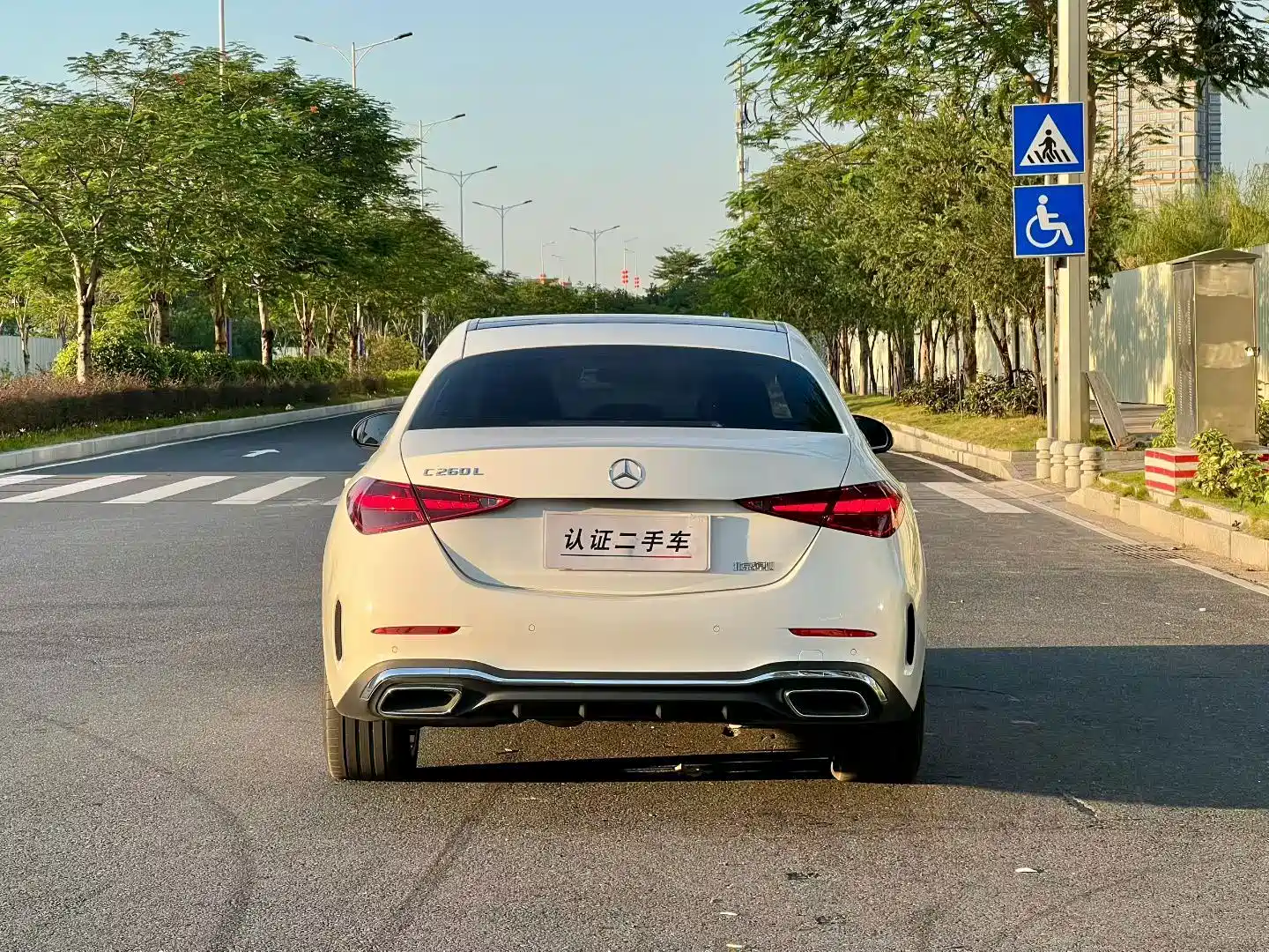 Фото 4 - Mercedes-Benz C-Class
