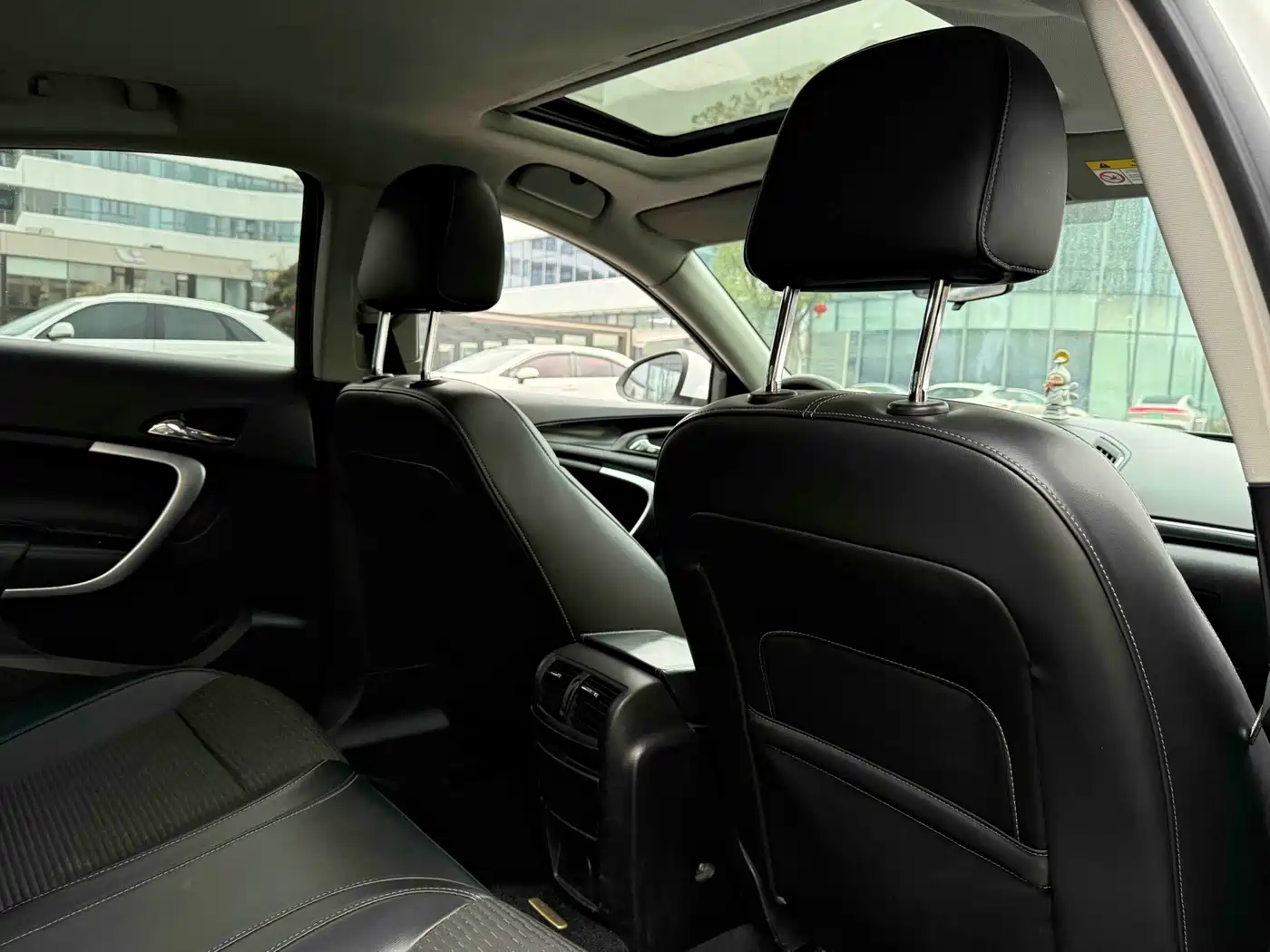 Buick Regal 2015 1.6T Leading Tech Edition фото 10