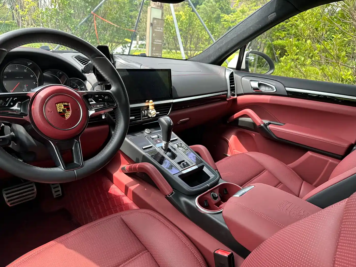 Porsche Cayenne 2011 Cayenne 3.0T фото 14