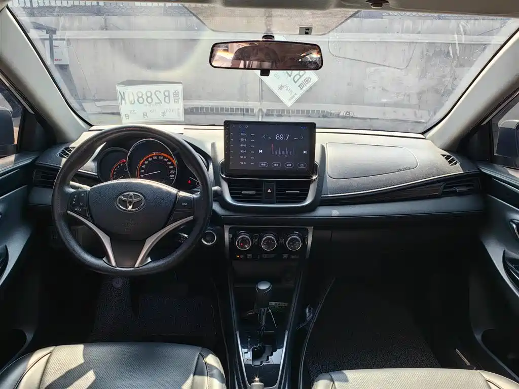 Toyota YARiS L Zhi Xuan 2022 Zhi Xuan X 1.5L CVT Luxury PLUS Edition фото 7
