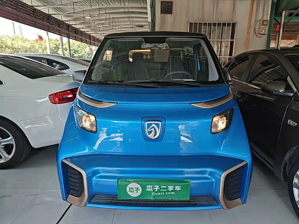 Фото 3 - Baojun E200