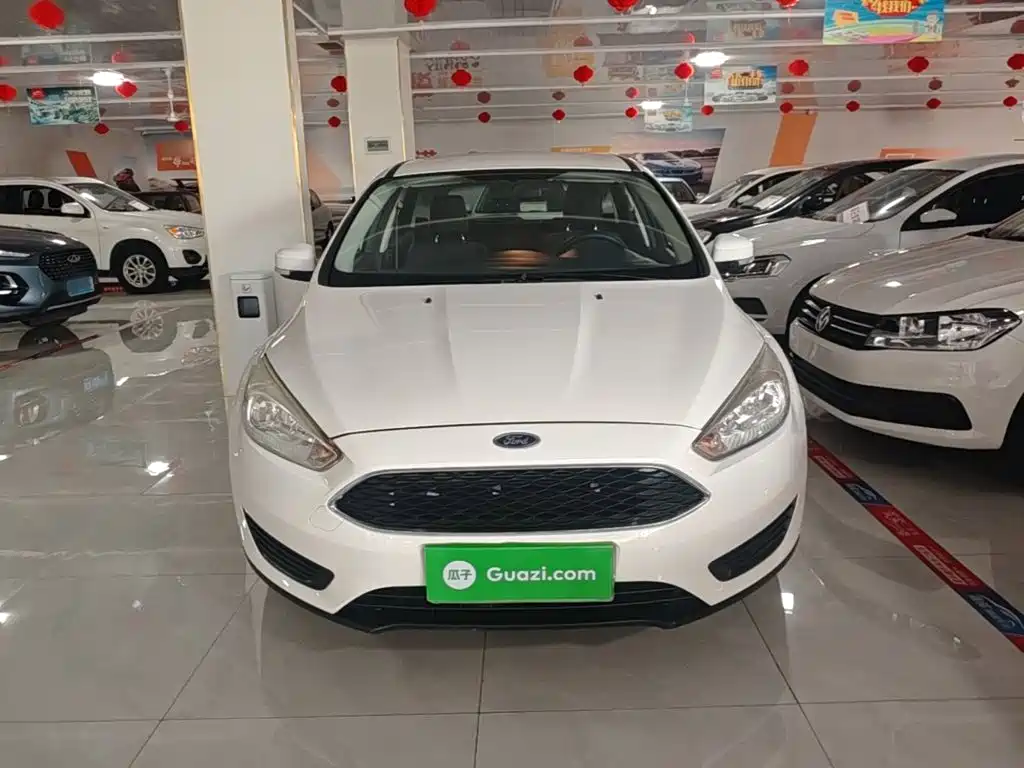 Фото 3 - Ford Focus