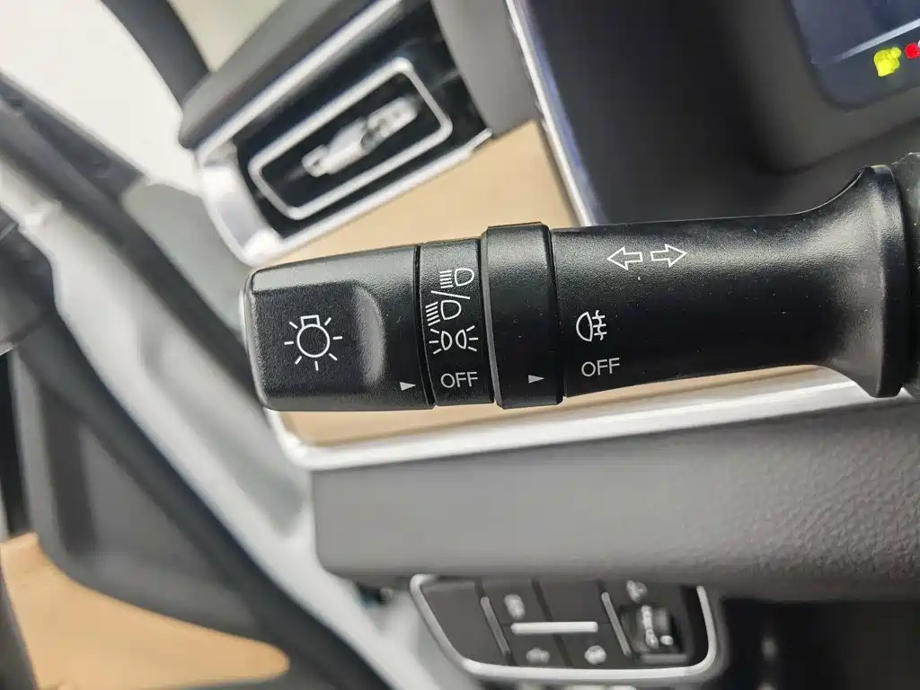 Sinotruk VGV VGV VX7 2022 2022 2.0T Automatic Luxury Edition HY4C20B