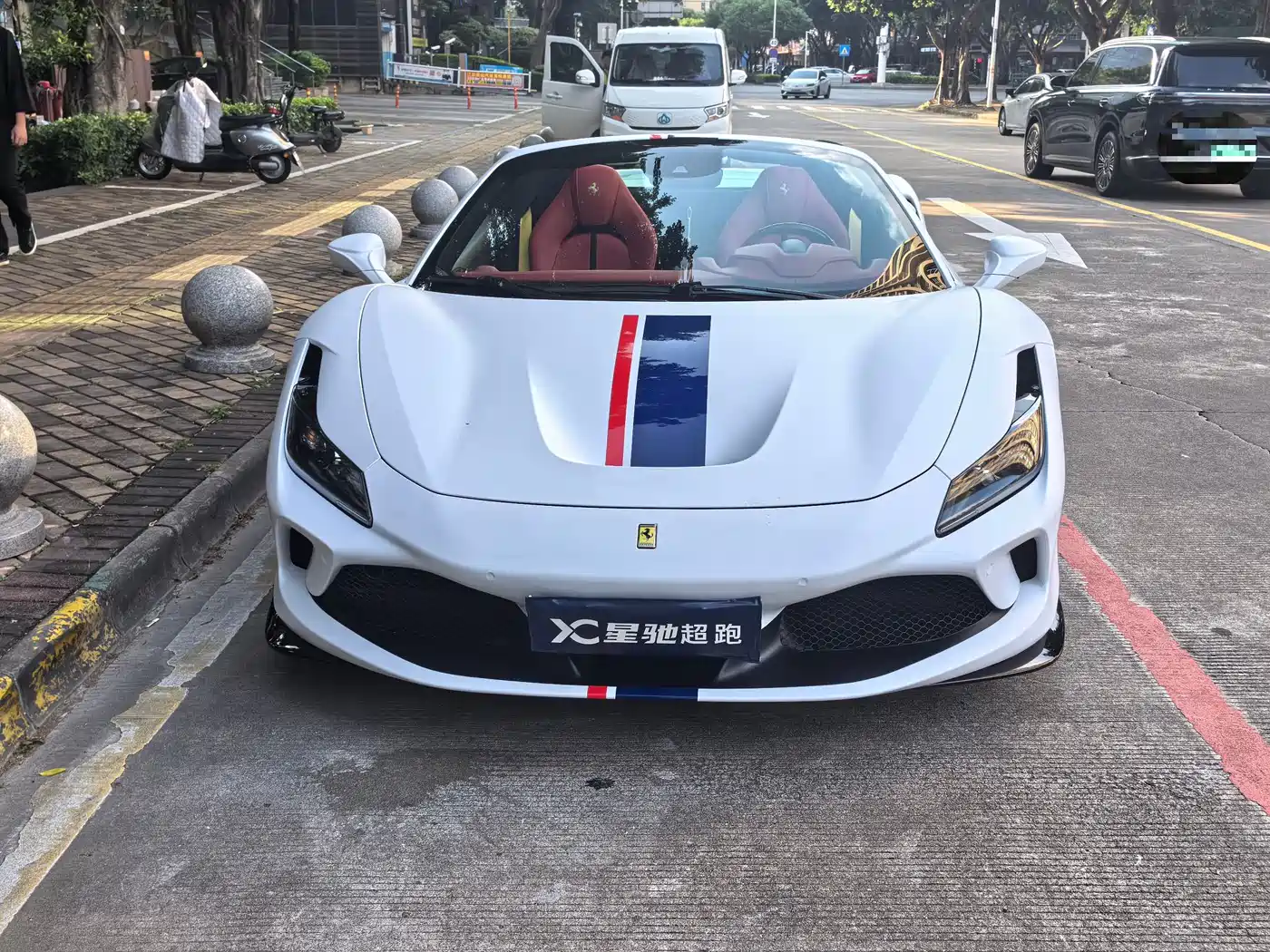 Ferrari F8 2021 2020 Spider 3.9T V8