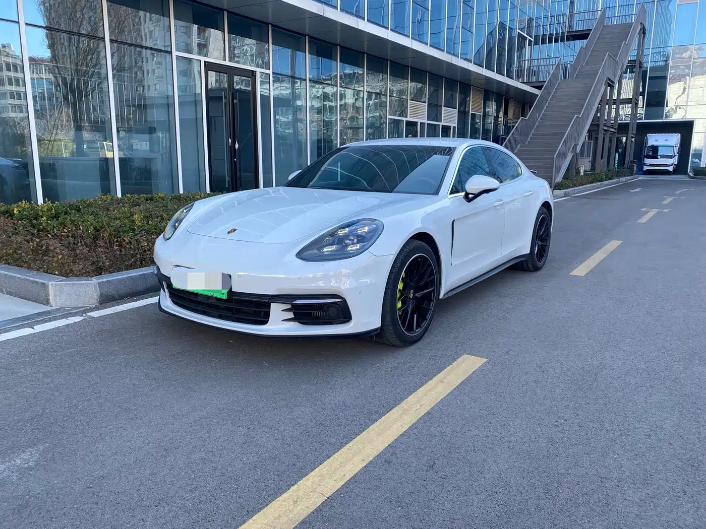 PORSCHE PANAMERA NEW ENERGY