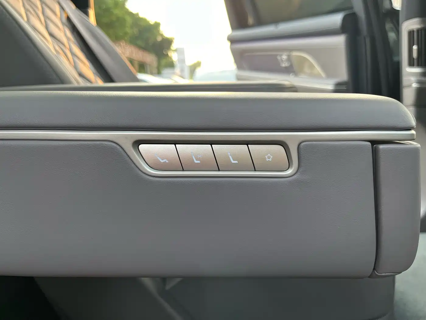 NIO ES8 2025 2025 Base Model