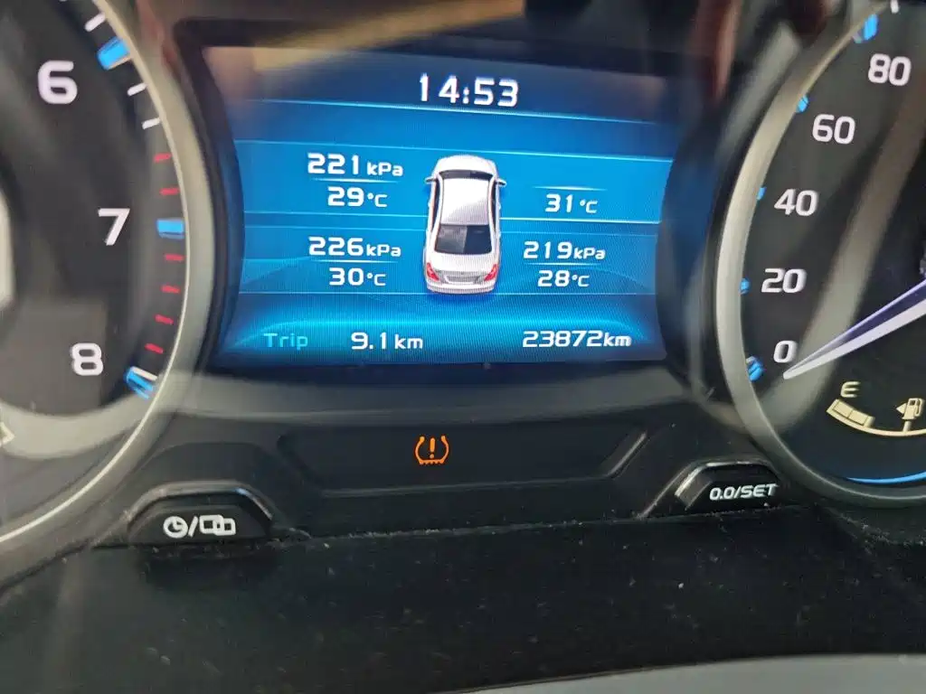 Geely Emgrand 2016 2017 Million Edition 1.5L MT Upward Connected