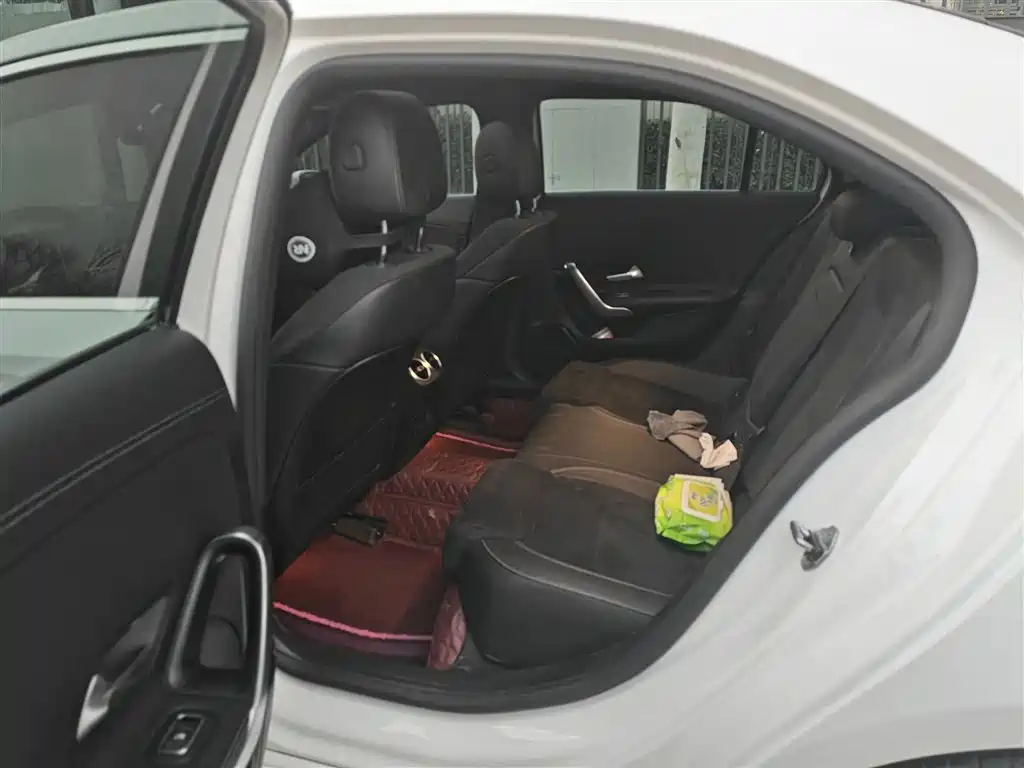 Mercedes-Benz A-Class 2021 A 200 L Sport Sedan Fashion Edition фото 7