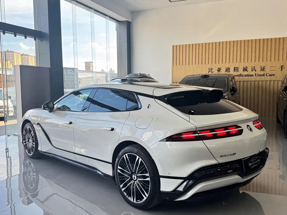 Denza Z9GT 2024 1100 AWD Ultra Launch Edition фото 4