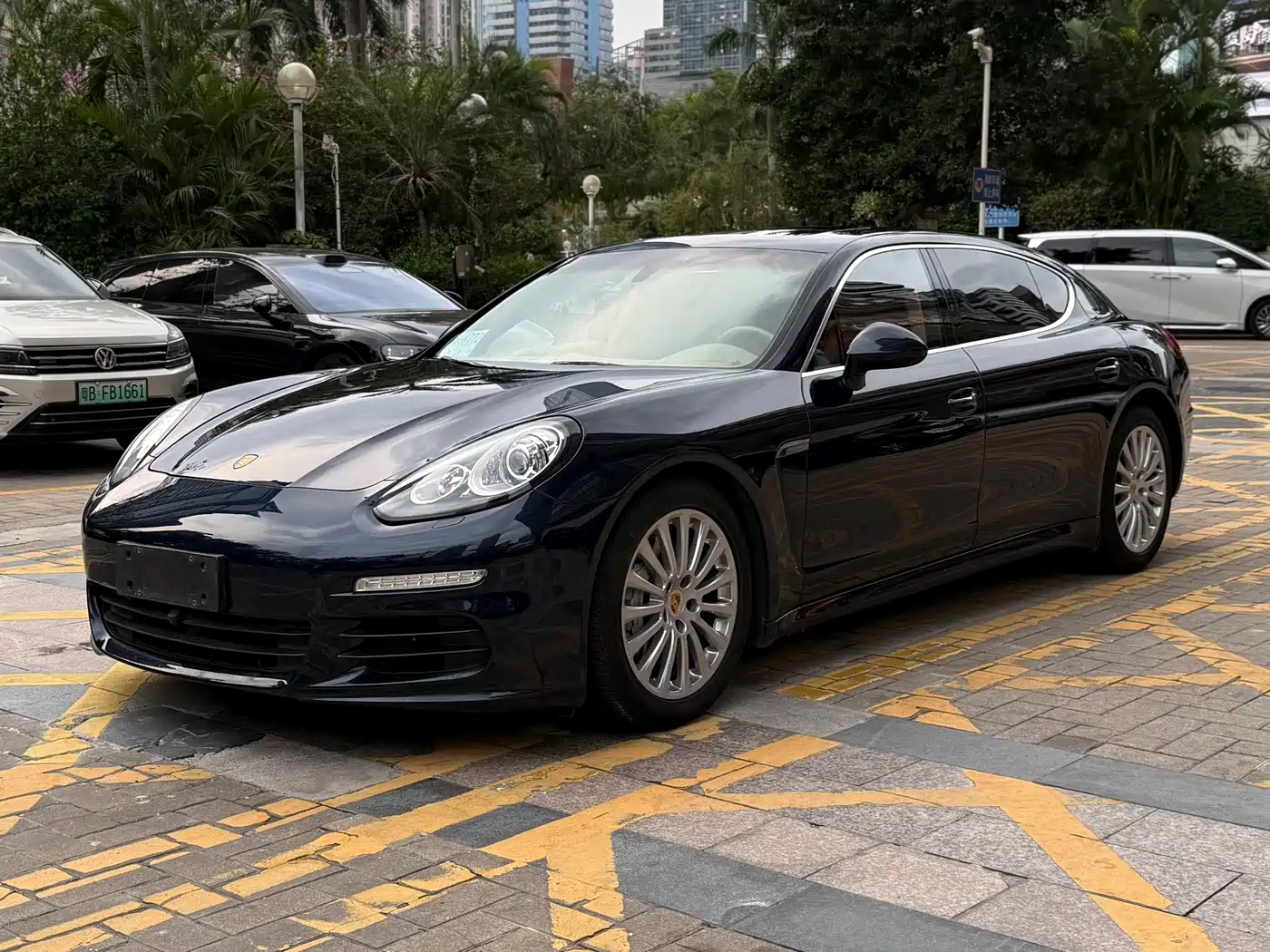 Porsche Panamera 2014 Panamera S Executive 3.0T фото 3
