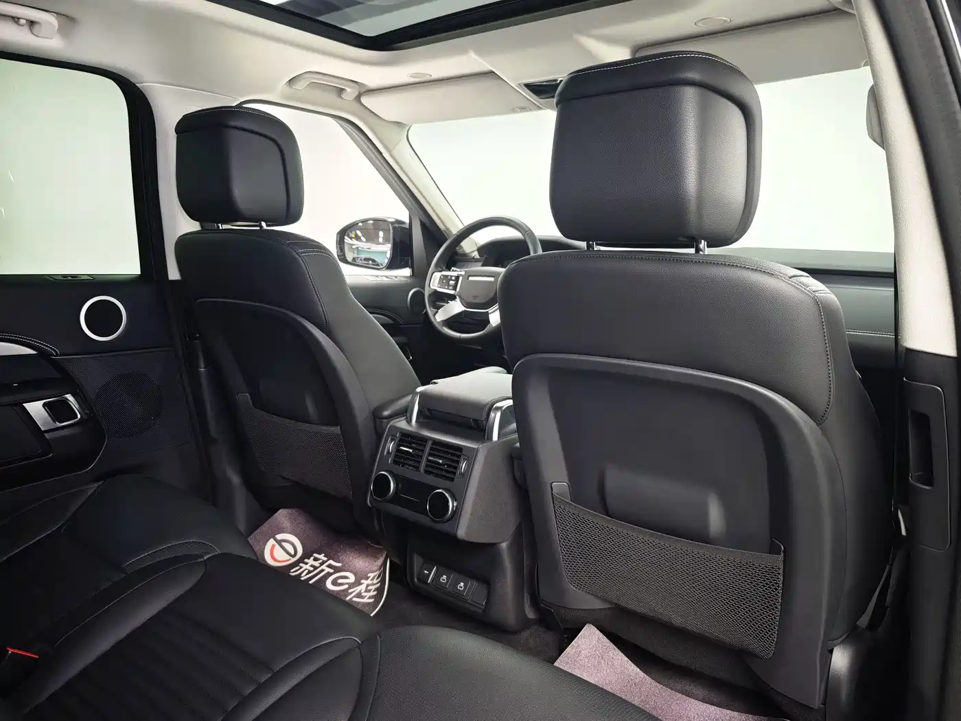 Land Rover Discovery 2023 2023 Facelift 360PS R-Dynamic SE