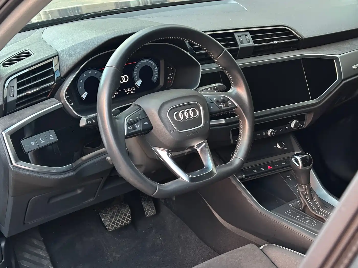 Audi Q3 2022 35 TFSI Fashion Dynamic фото 7